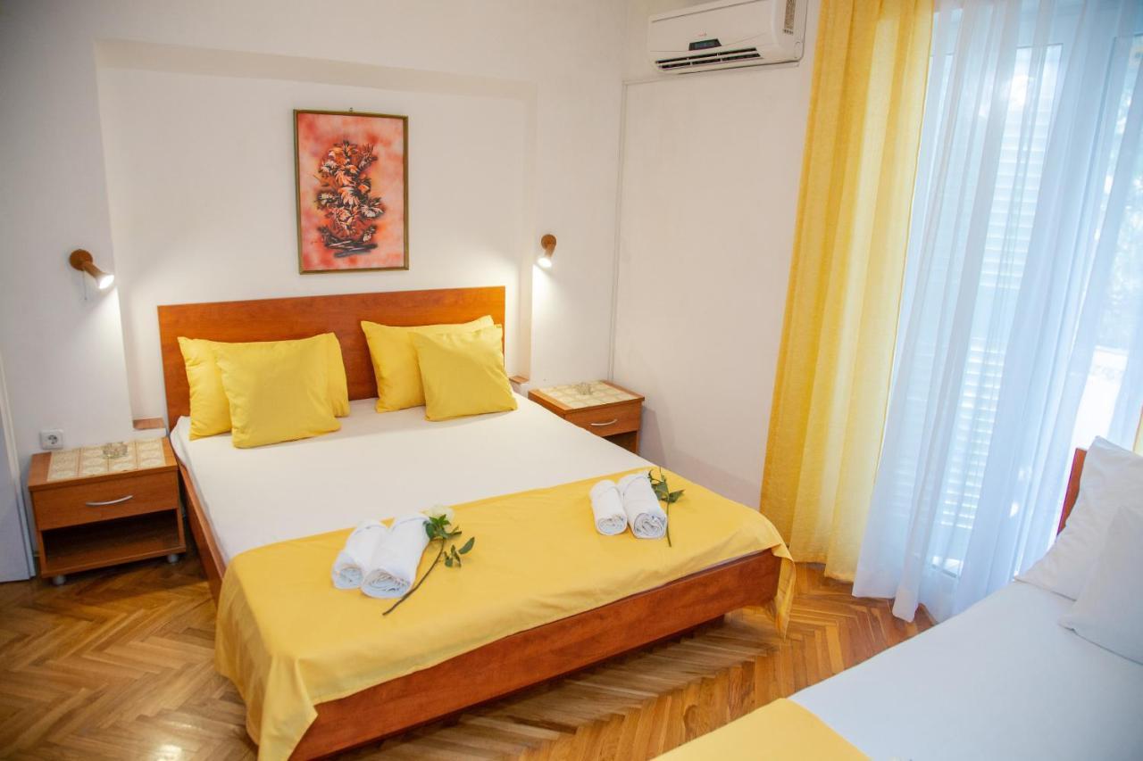 Rooms Magnolia With Pool Novalja Exterior photo